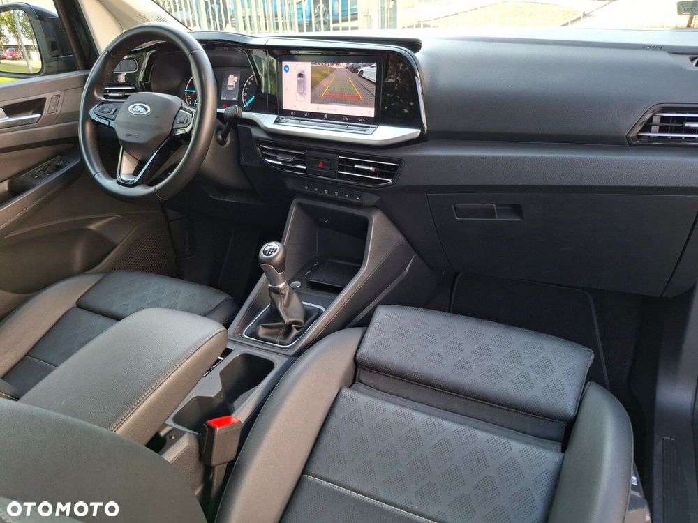 Ford Tourneo Connect - 15