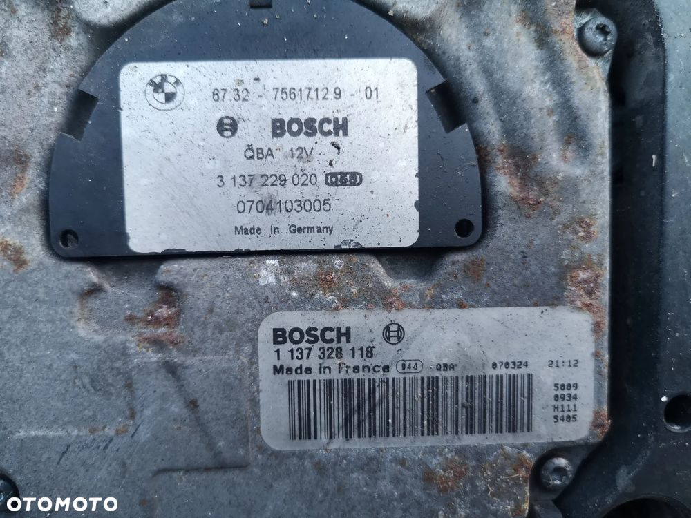 BMW E60 E61 2.0d 2.5d 3.0d WENTYLATOR WIATRAK KLIMATYZACJI 7561712 - 3