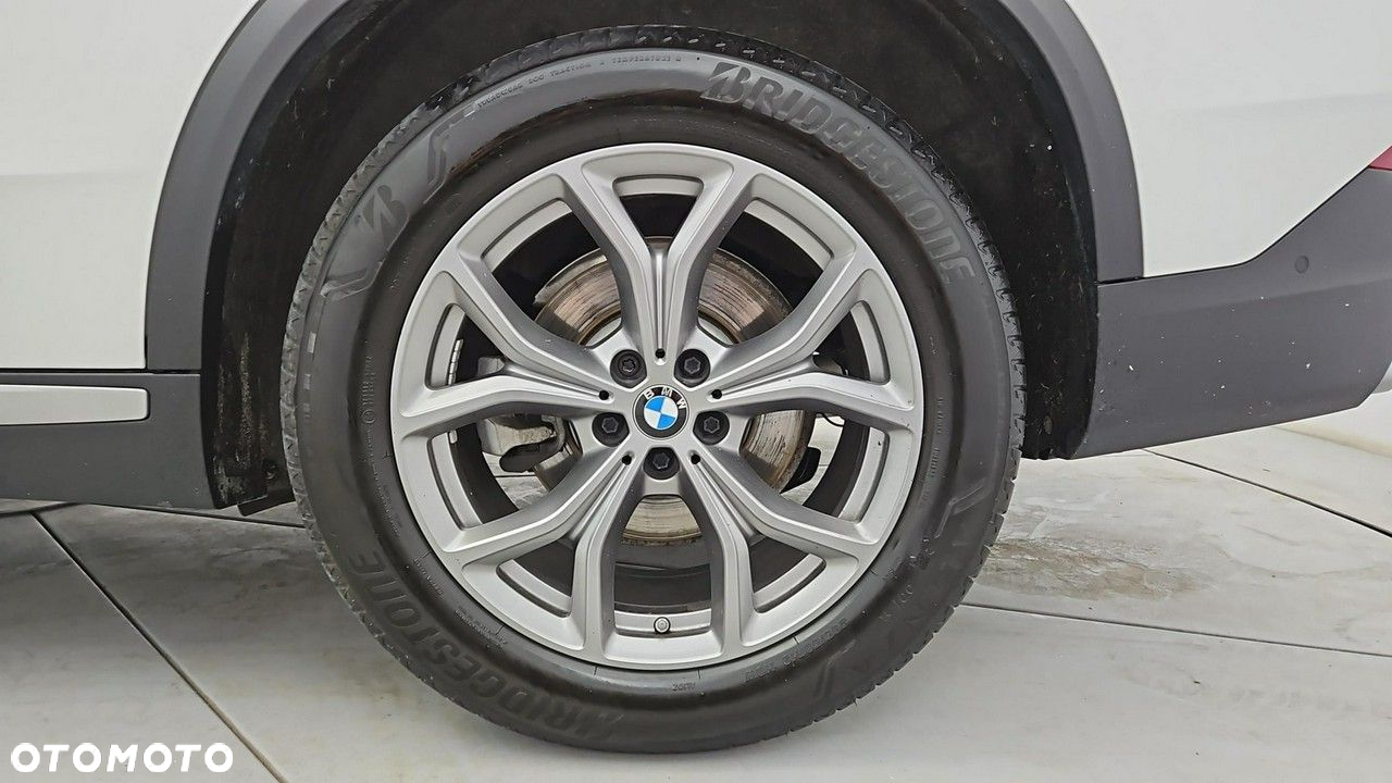 BMW X5 xDrive25d - 26