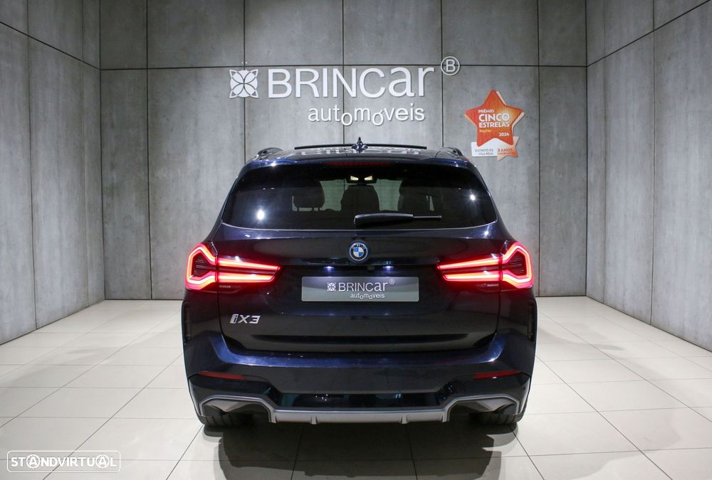 BMW iX3 M Sport Impressive - 4