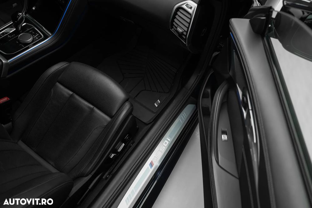 BMW M8 M850i xDrive AT - 32