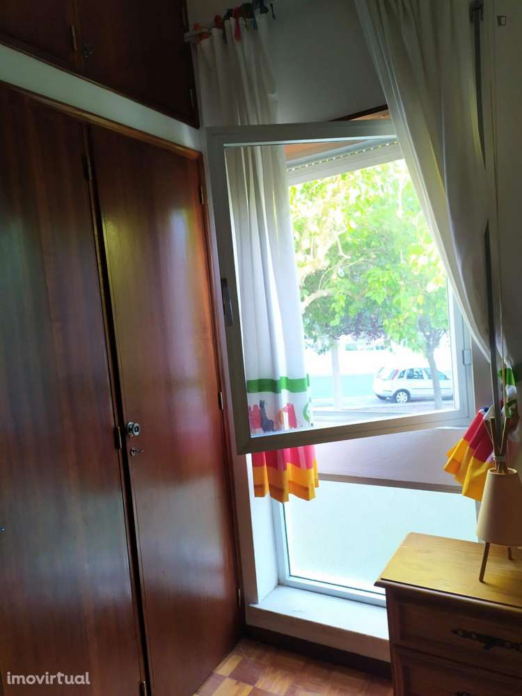 Quarto - localizado em Castelo branco - Grande imagem: 2/18