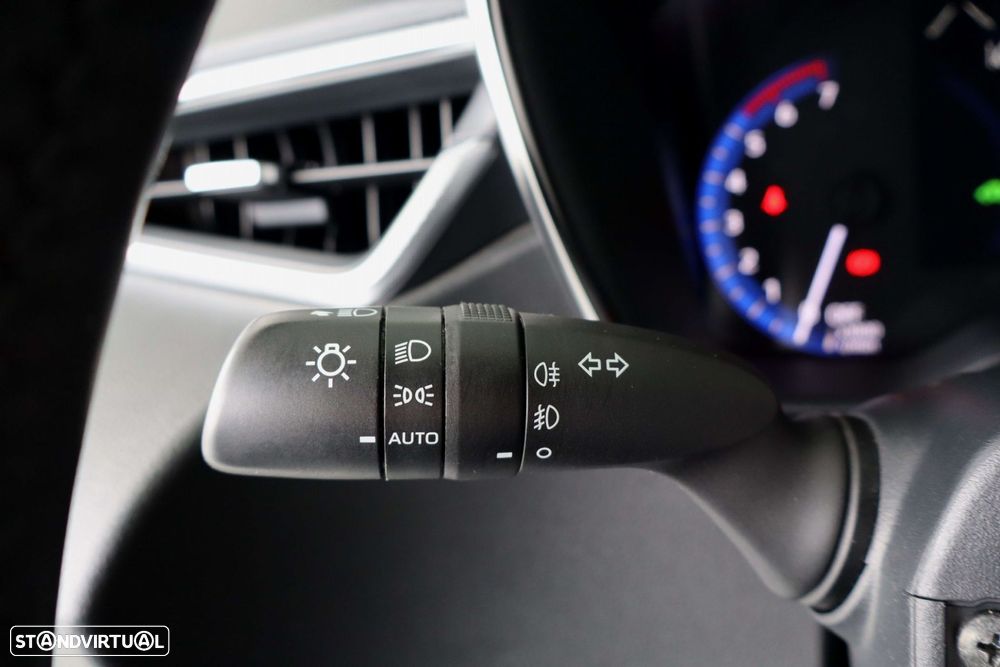 Toyota Corolla Touring Sports 1.8 Hybrid Comfort+P.Sport - 21