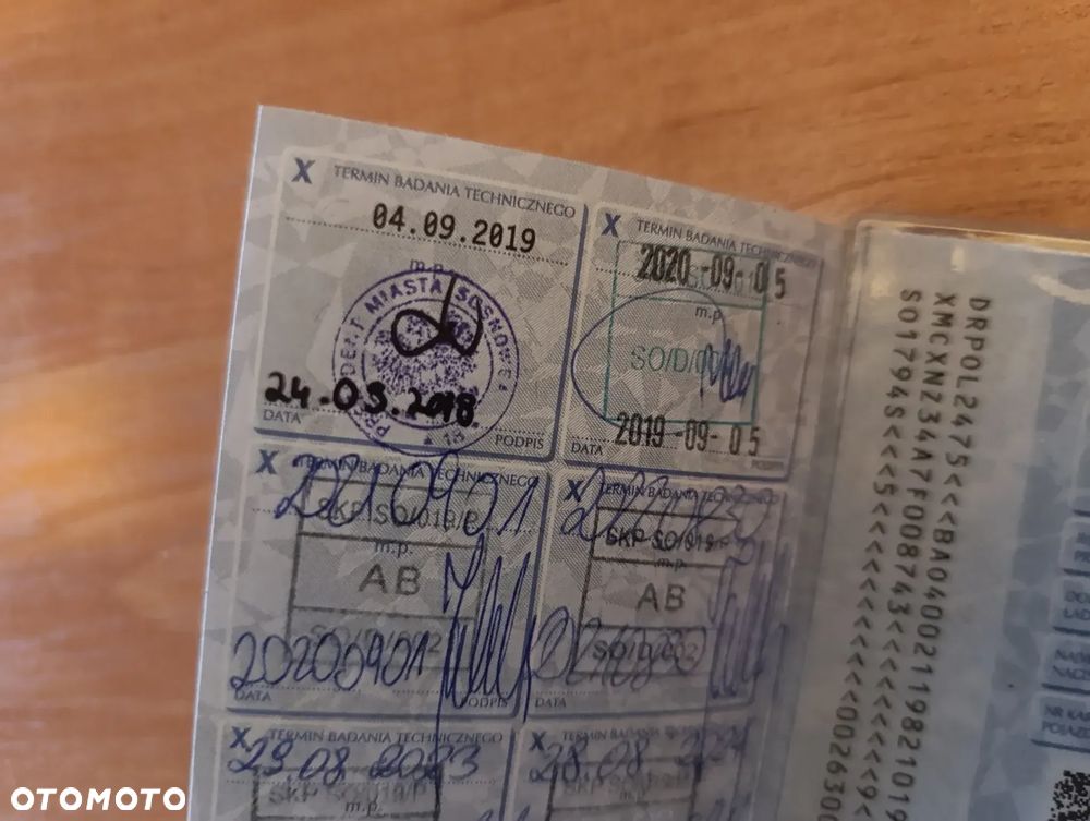 Mitsubishi Colt - 33