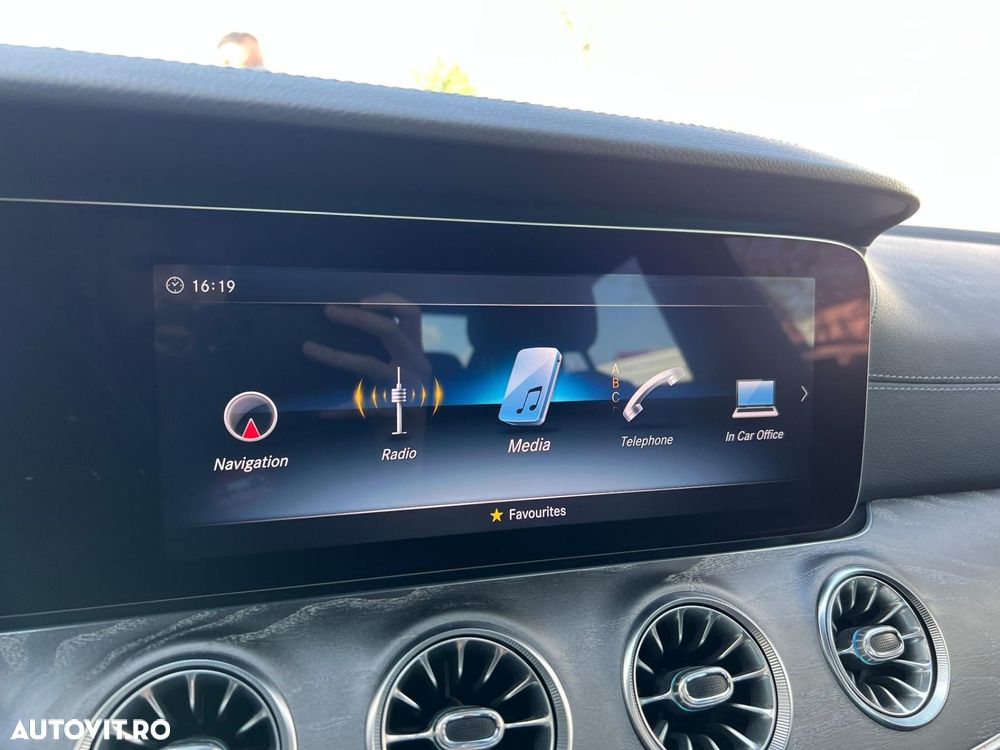 Mercedes-Benz CLS - 28