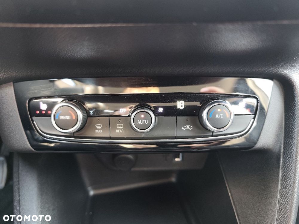 Opel Corsa 1.2 Elegance S&S - 15