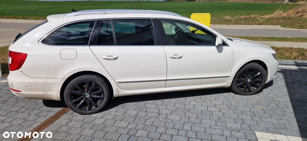 Skoda Superb 2.0 TDI Elegance DSG - 1