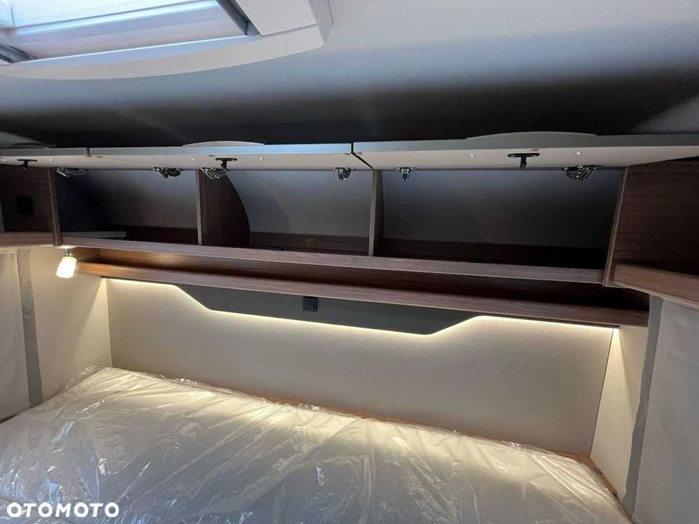 KNAUS LIVE WAVE 650 MG - 28