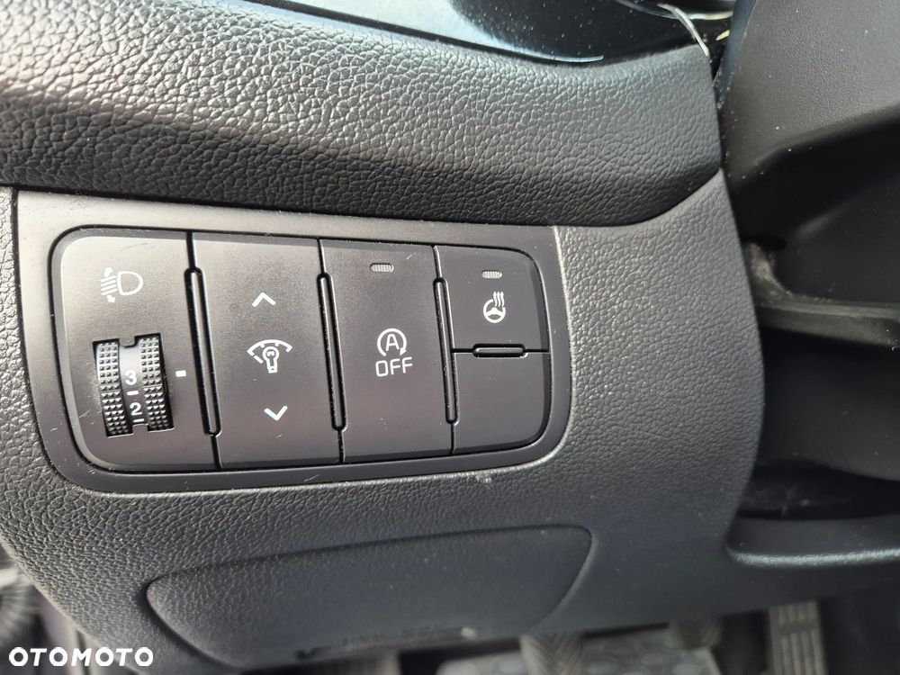 Kia Ceed 1.6 CRDi 128 Platinum Edition - 23