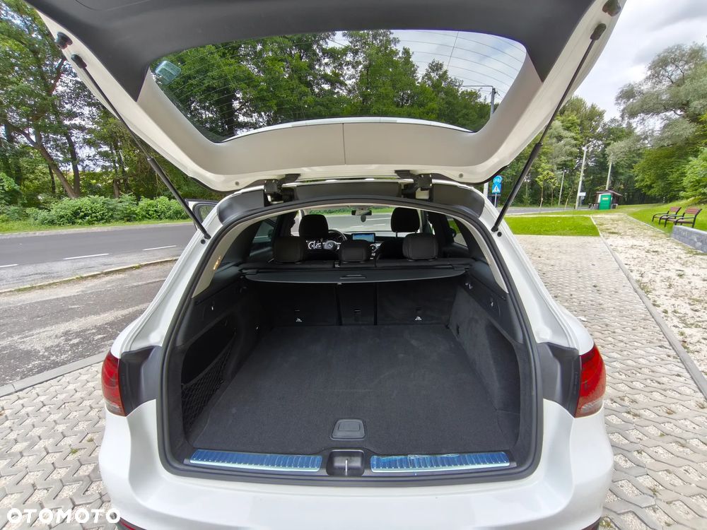 Mercedes-Benz GLC 200 d 4Matic 9G-TRONIC - 37