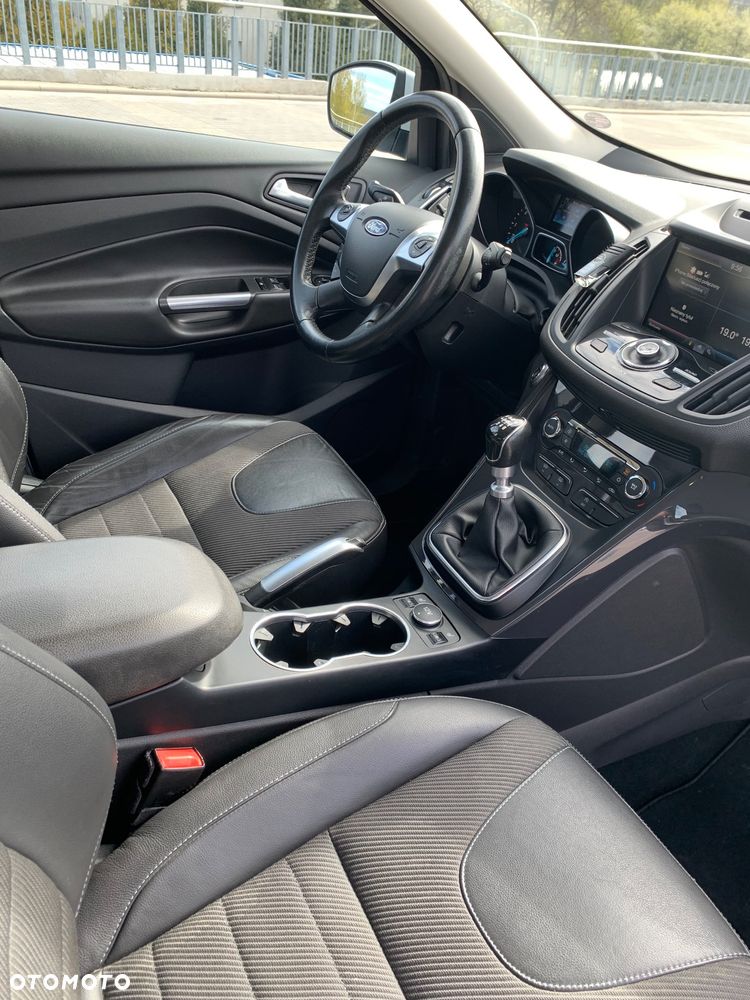 Ford Kuga 2.0 TDCi 2x4 Titanium - 7
