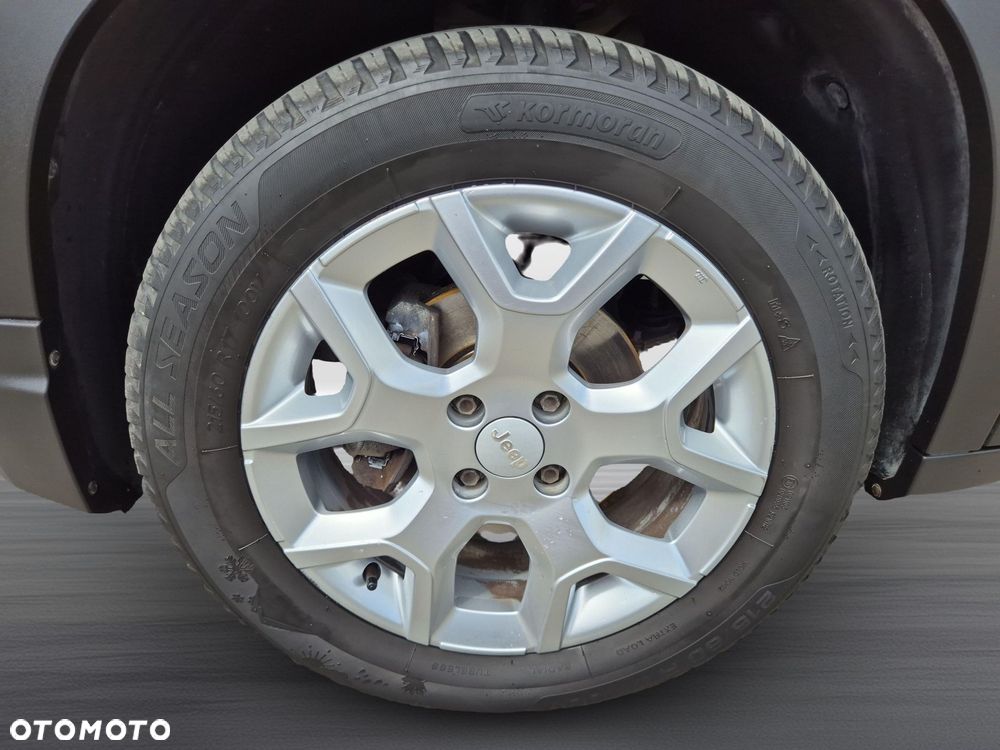 Jeep Avenger 1.2 GSE T3 Altitude FWD - 11