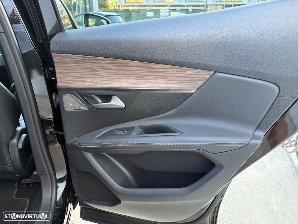 Peugeot 3008 BlueHDi 130 Stop & Start EAT8 GT Pack - 20