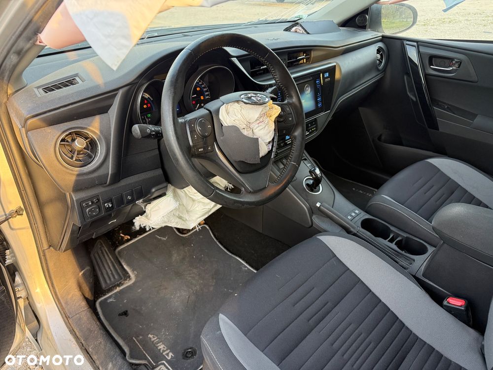 Toyota Auris 1.8 VVT-i Automatik Executive - 19