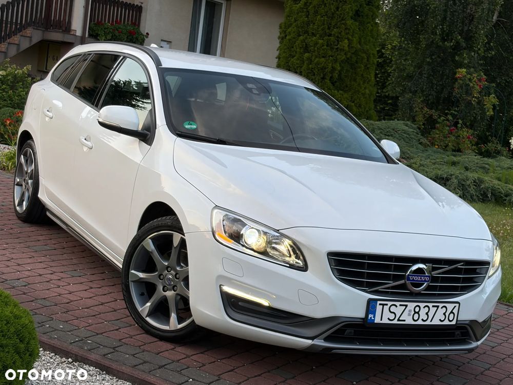 Volvo V60 D3 Momentum - 10