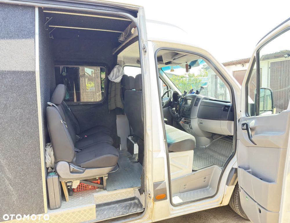 Mercedes-Benz Sprinter - 10