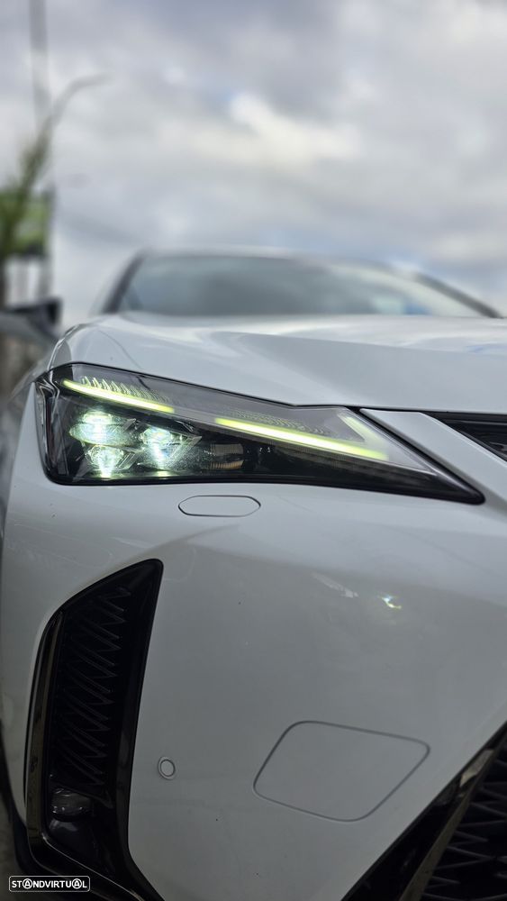 Lexus UX 250h F Sport - 5
