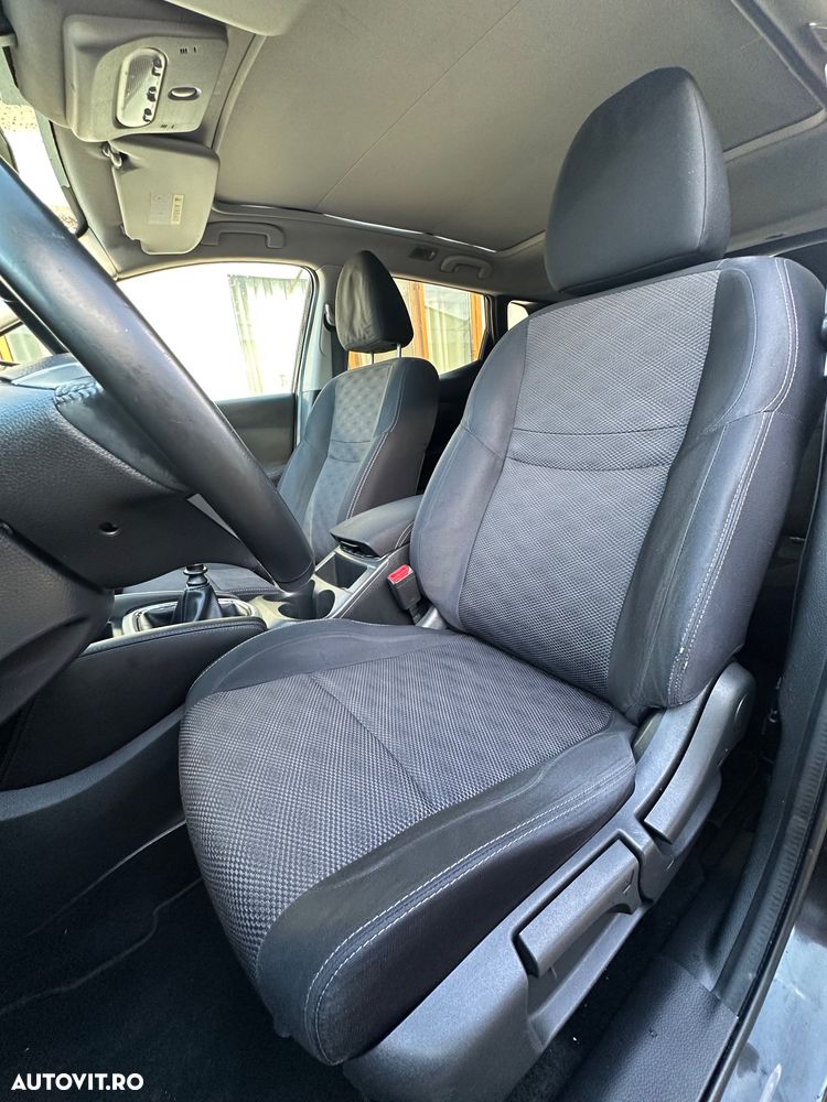 Nissan Qashqai 1.6 DCI Start/Stop N-Connecta - 31