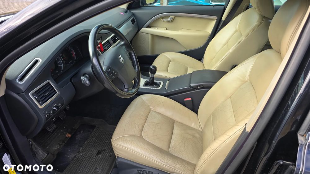 Volvo V70 - 11