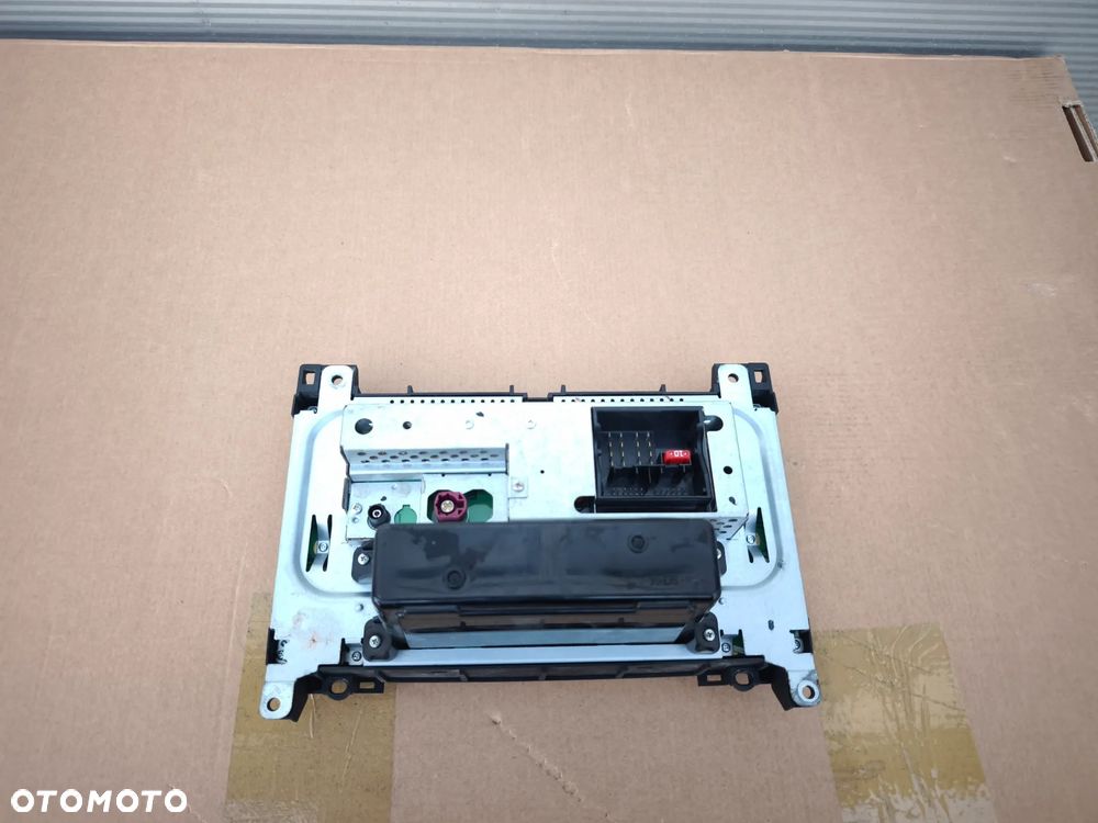 Radio Mercedes-Benz Sprinter w906 a9069000004 06-18r - 4