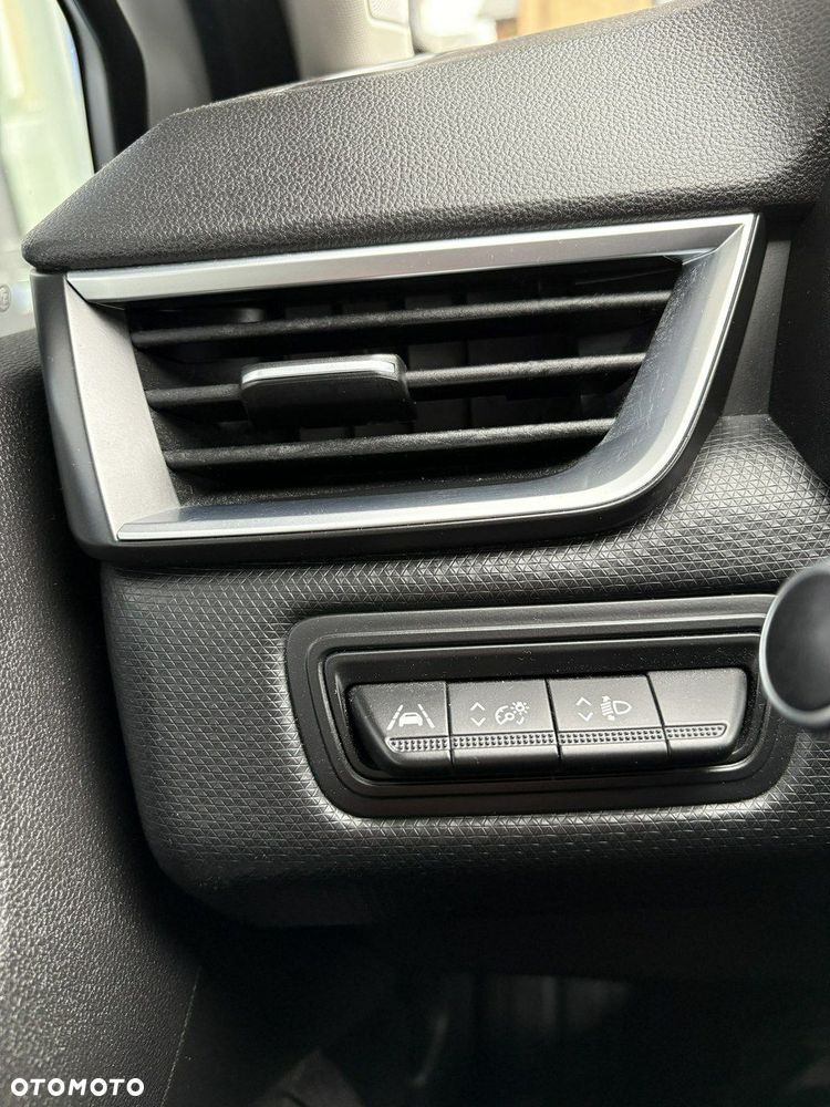 Renault Clio - 22