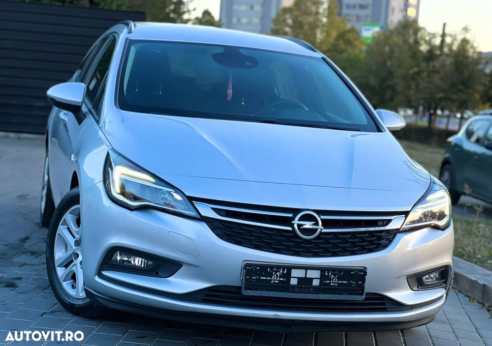 Opel Astra 1.6 D (CDTI) Start/Stop Sports Tourer Innovation - 4