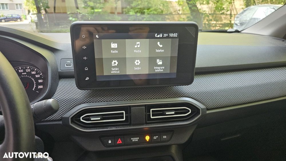 Dacia Logan ECO-G 100 MT5 Essential - 6