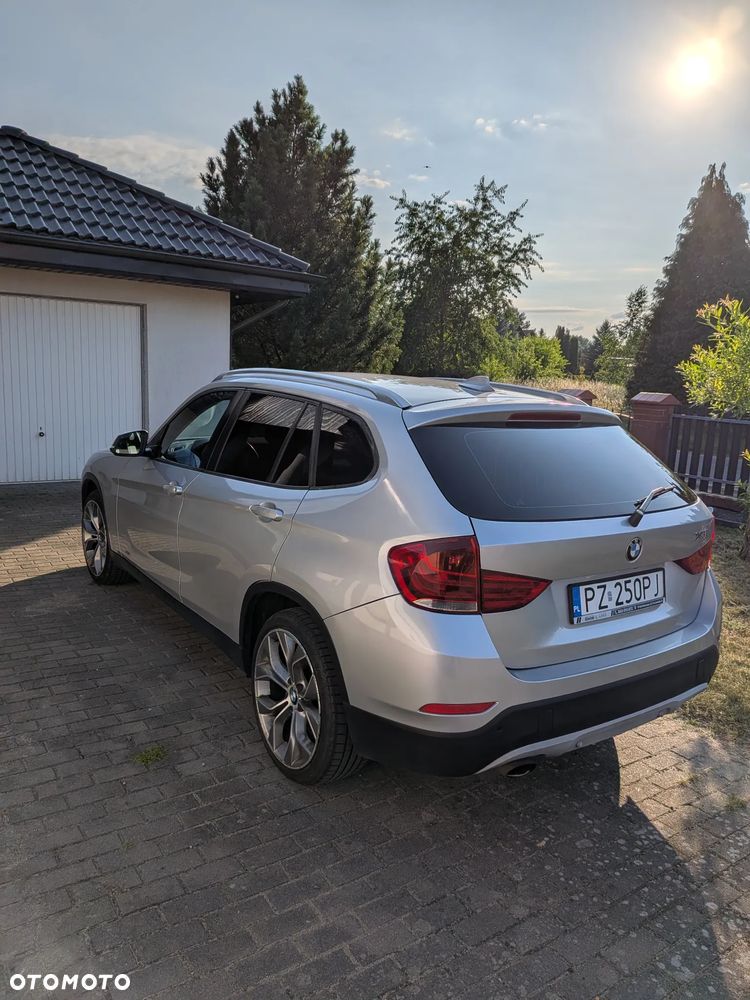 BMW X1 xDrive18d - 4