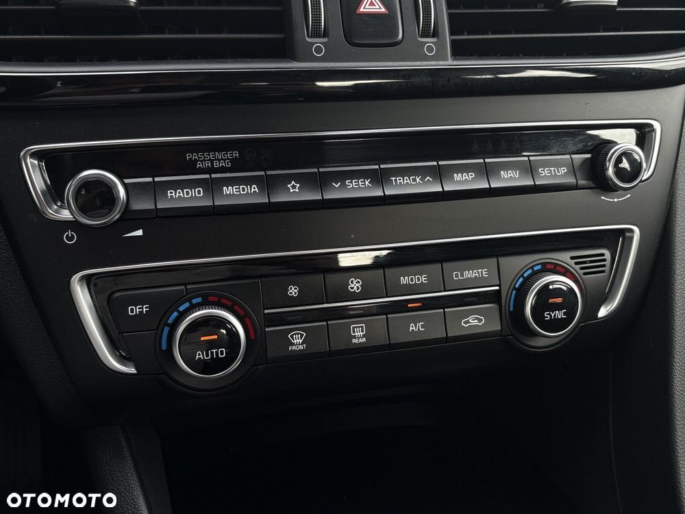 Kia Optima 1.6 T-GDI L DCT - 20