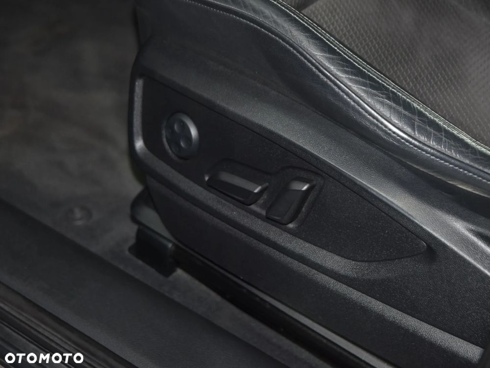 Audi Q5 2.0 TDI Quattro S tronic sport - 28