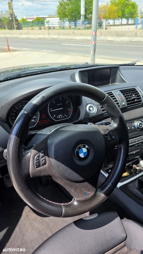 BMW Seria 1 123d - 10
