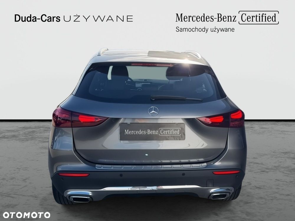 Mercedes-Benz GLA - 5