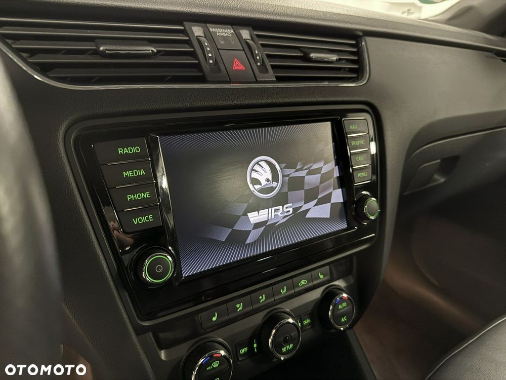 Skoda Octavia 2.0 TDI RS DSG - 12
