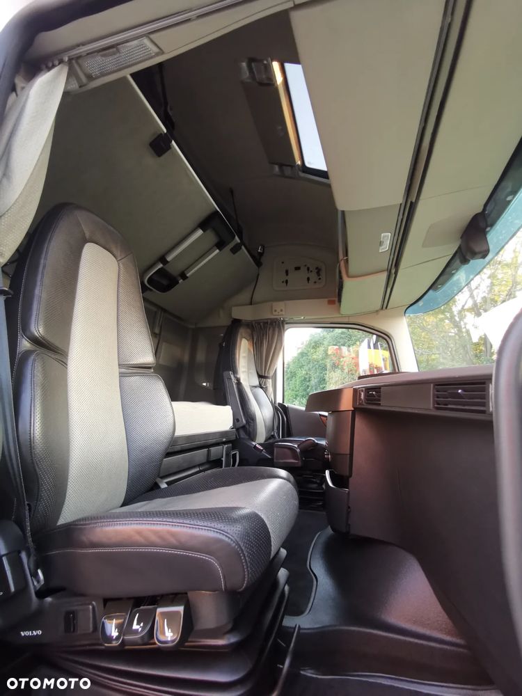 Volvo 2x FH 500 XXL GLOBETROTTER / WECON / 7.71M+7.71M / TANDEM / ZESTAW / SALON POLSKA / 1 WŁAŚCICIEL / PIĘKNY - 37