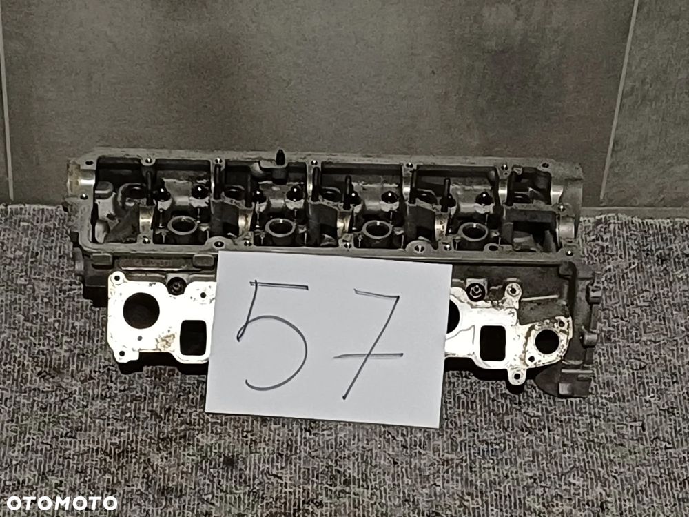 NR 57 Głowica silnika prawa Audi A8 D3 4,2TDI 057354 - 1