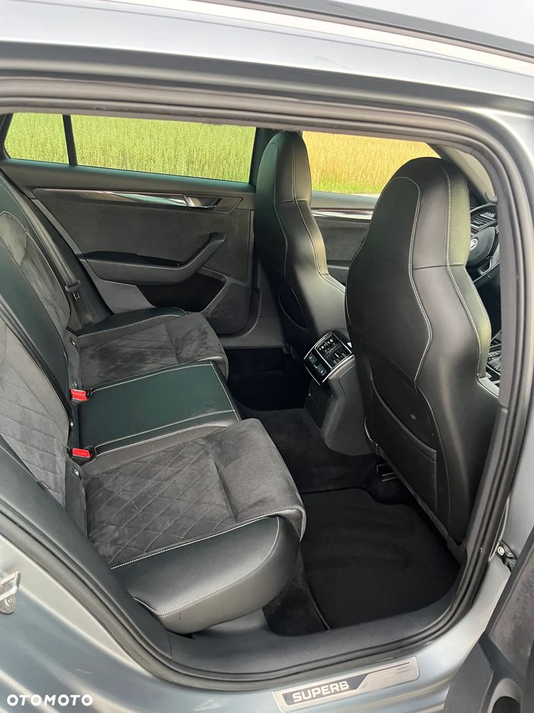 Skoda Superb 2.0 TSI 4x4 Sportline DSG - 13