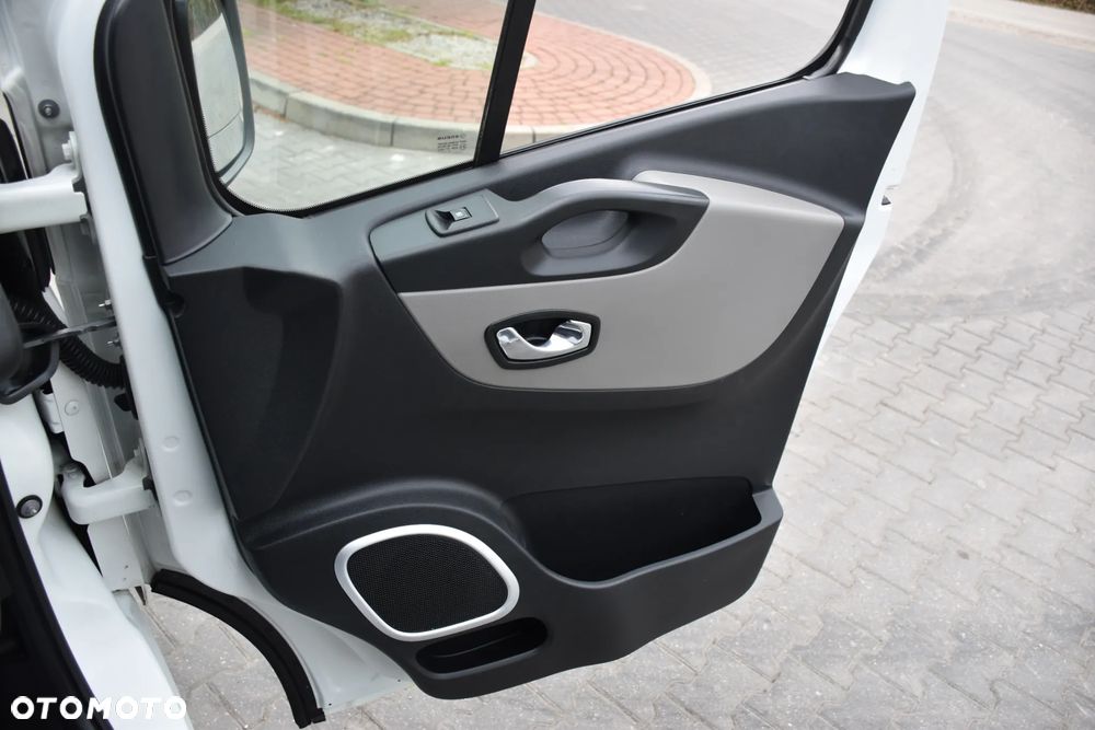 Renault Trafic 1.6 L2H1 HD Business (bryg.) - 19
