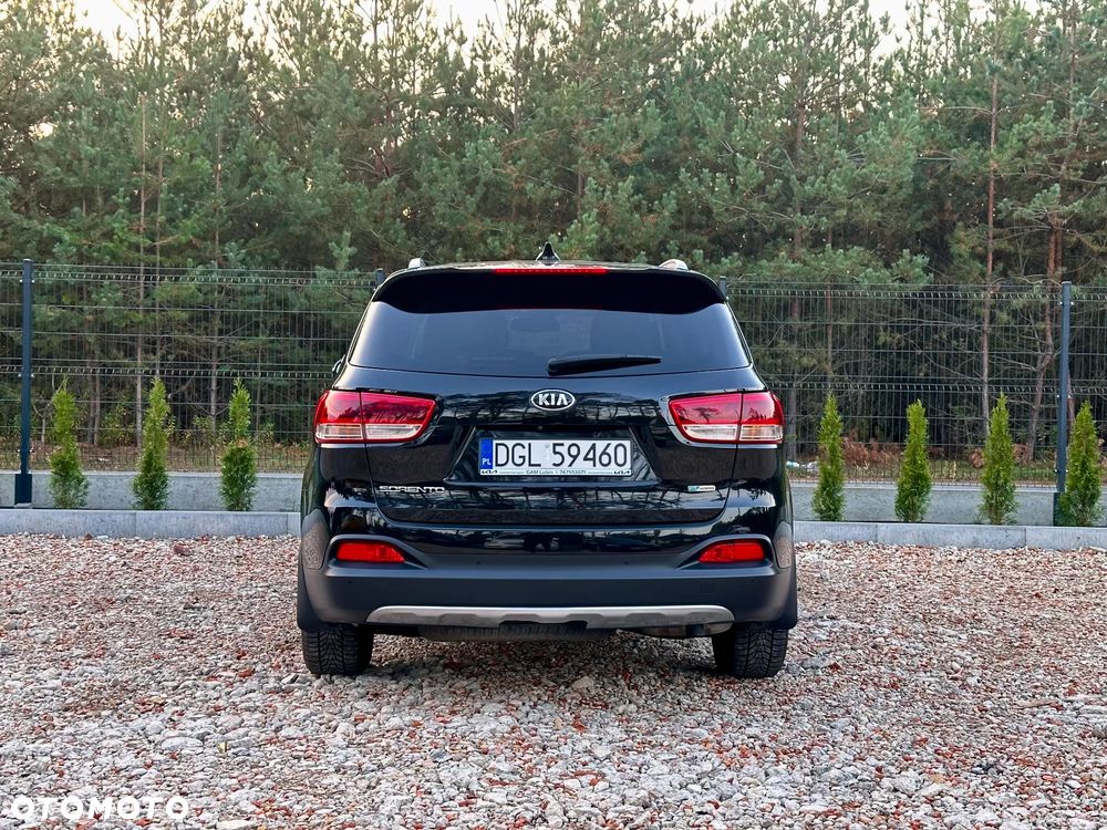 Kia Sorento - 32