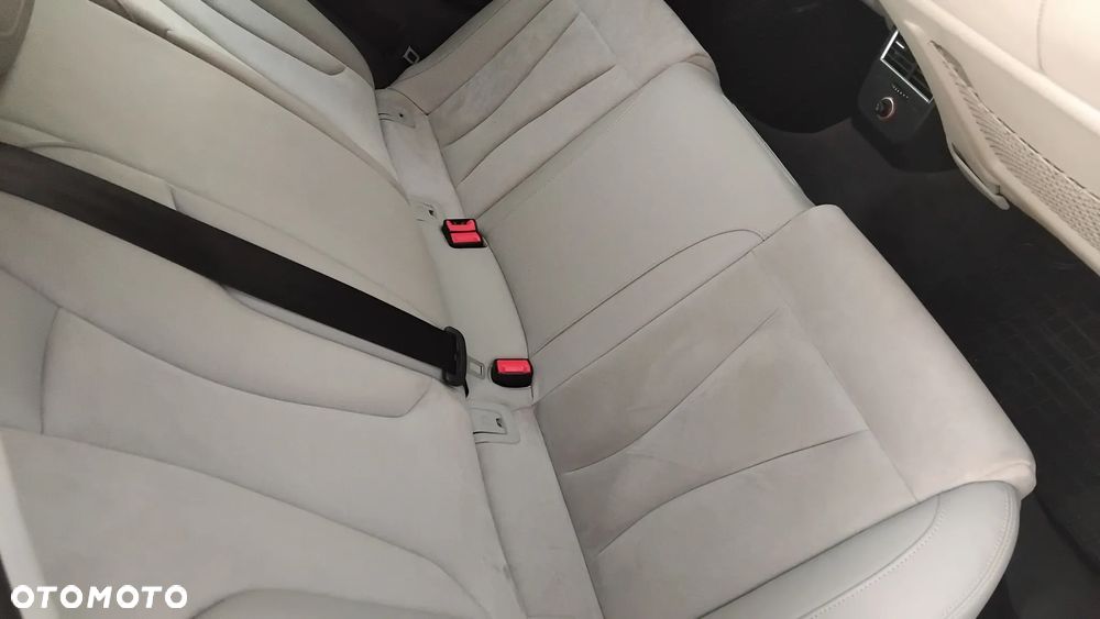 Audi A3 Sportback 1.6 TDI DPF Ambition - 9
