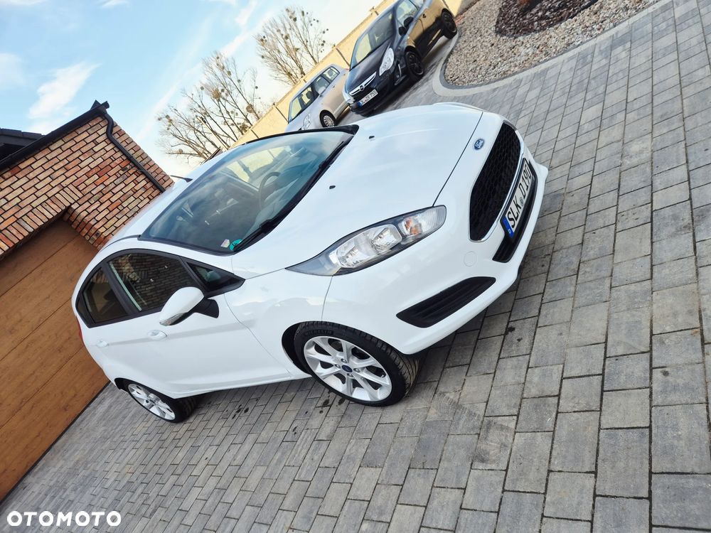 Ford Fiesta 1.25 Celebration - 16