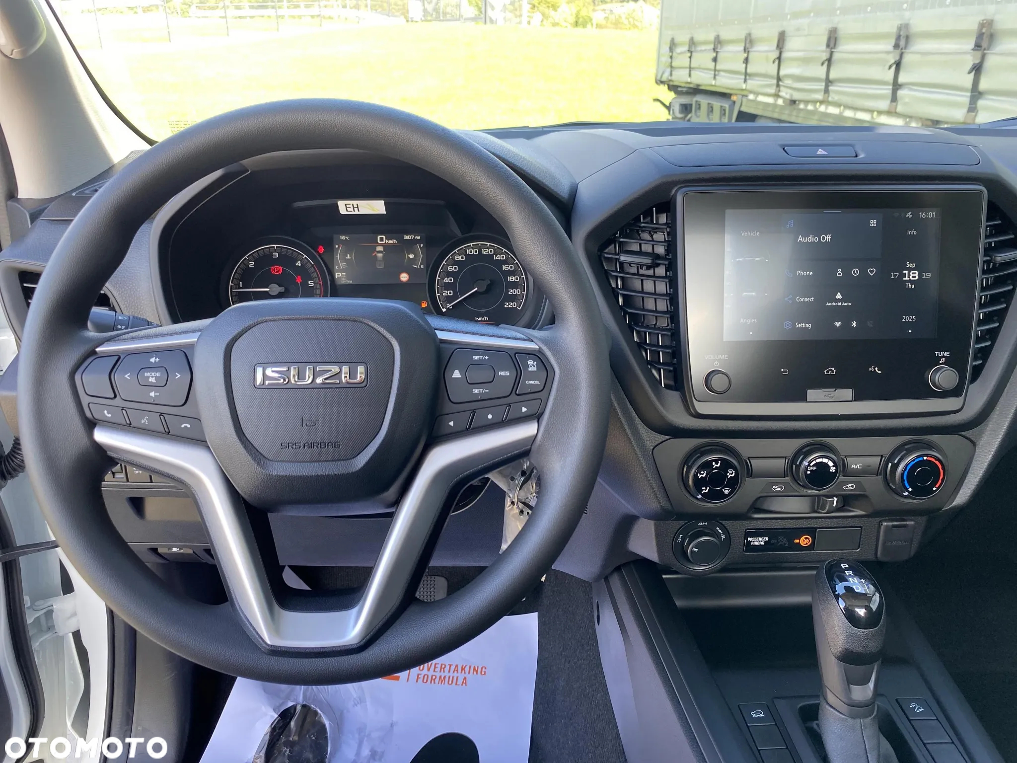 Isuzu D-Max 1.9 SC L - 13