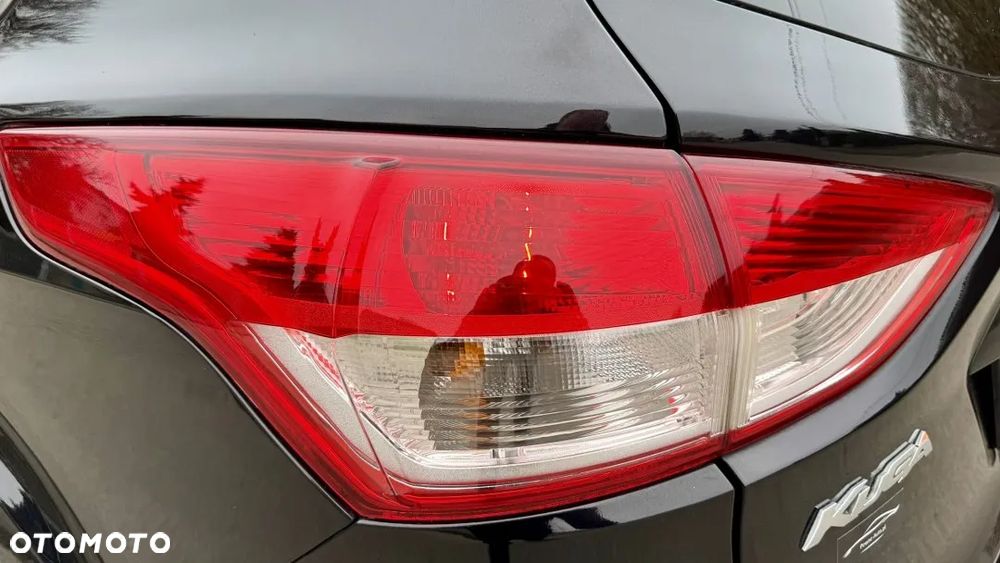 Ford Kuga 2.0 TDCi 2x4 Titanium - 9