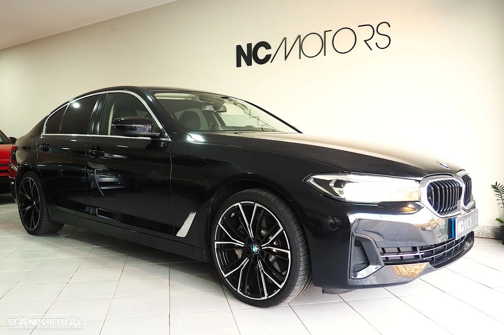BMW 530 e Line Luxury - 1