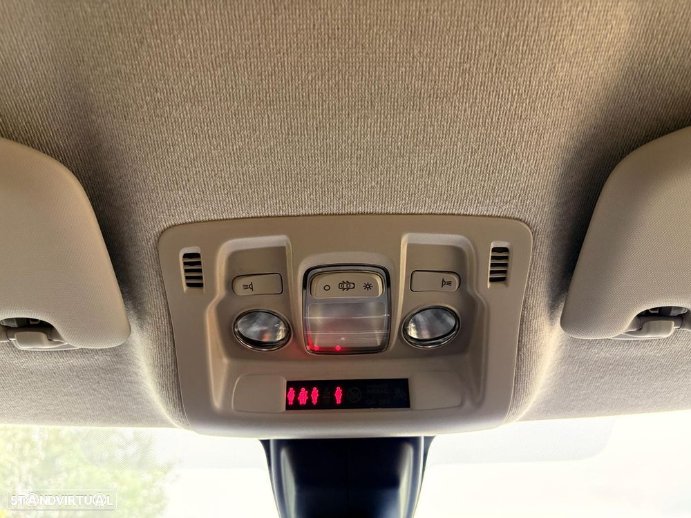 Citroën C3 1.2 PureTech Feel - 33