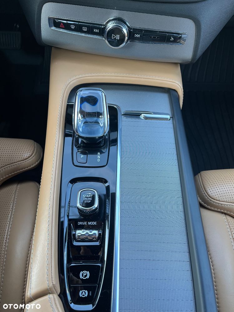 Volvo XC 90 B5 D AWD Inscription - 4