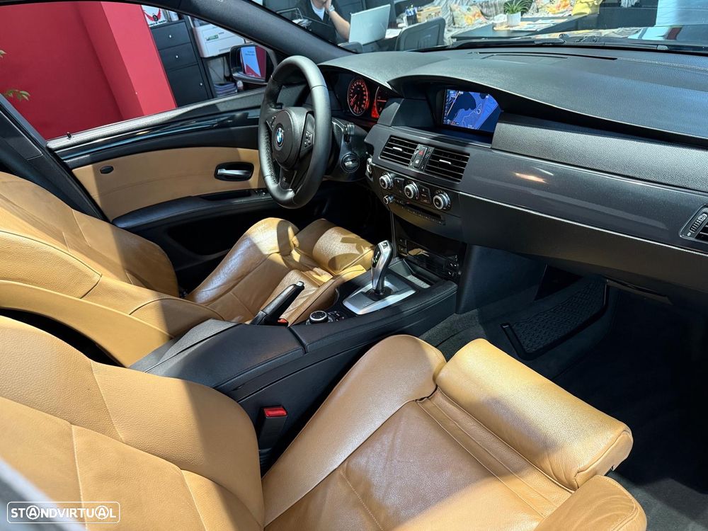 BMW 520 dA Touring Sport - 9