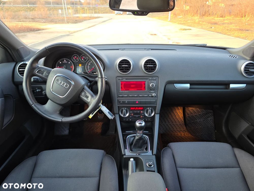 Audi A3 Sportback 2.0 TDI S line Sportpaket plus - 32