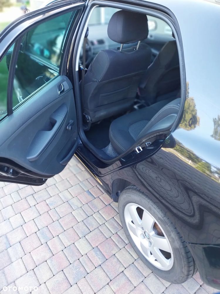 Skoda Fabia 1.4 16V Ambiente - 14
