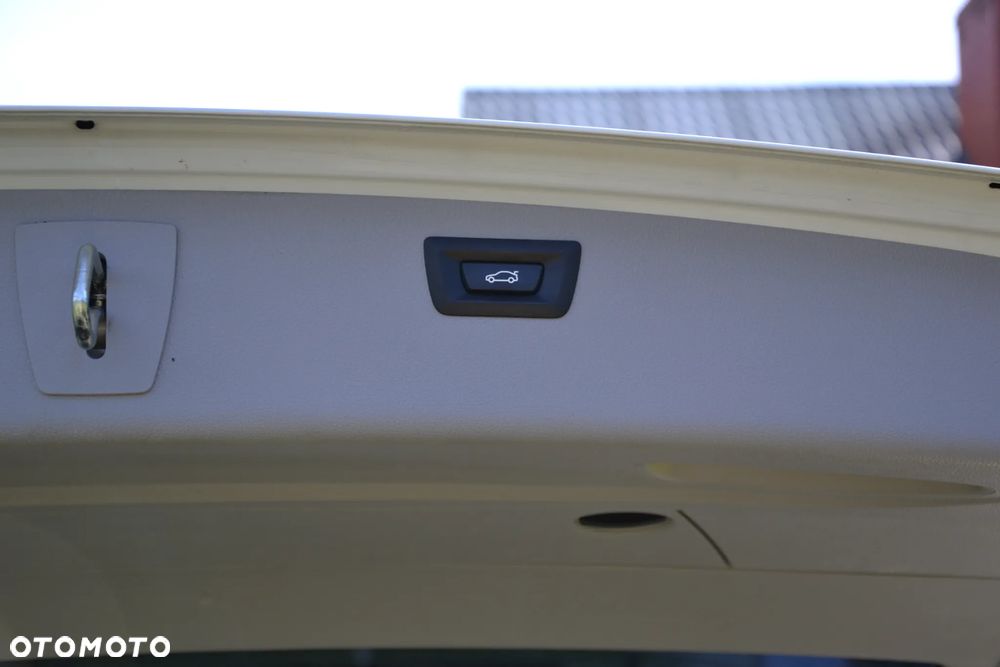 BMW Seria 3 320d Luxury Line Purity sport - 15