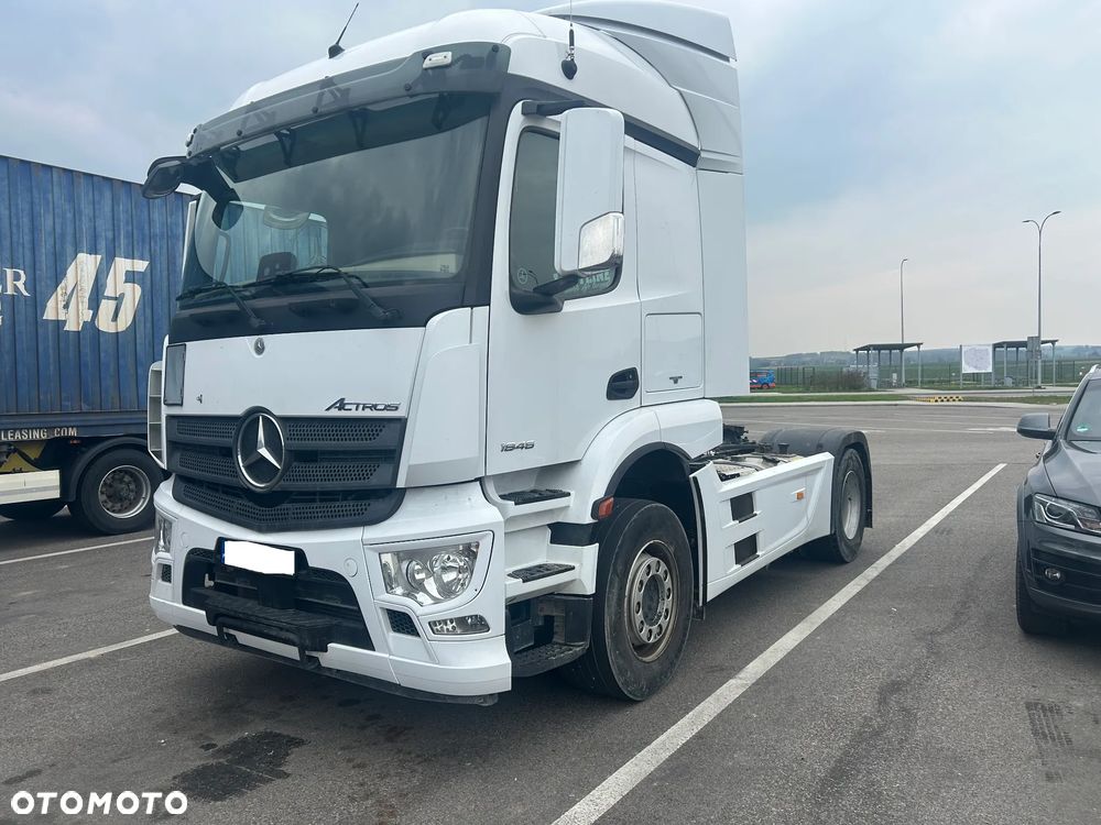 Mercedes-Benz arocs - 2